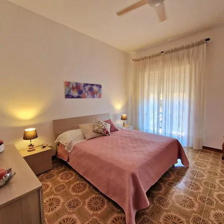 Gigi's House Apartment